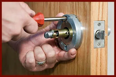 Locksmith Lock Store Seattle, WA 206-801-9915 - 10-residential-lockouts